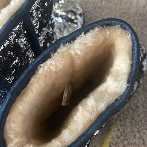 UGG Classic Short Navy Blue Sparkles Sequin Sheepskin Boots( - Picture 5 of 6
